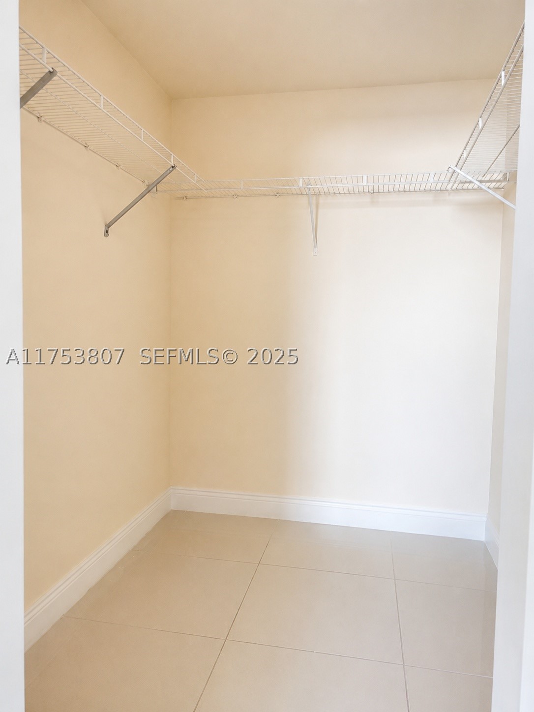 1861 NW S River Dr #1504, Miami FL 33125