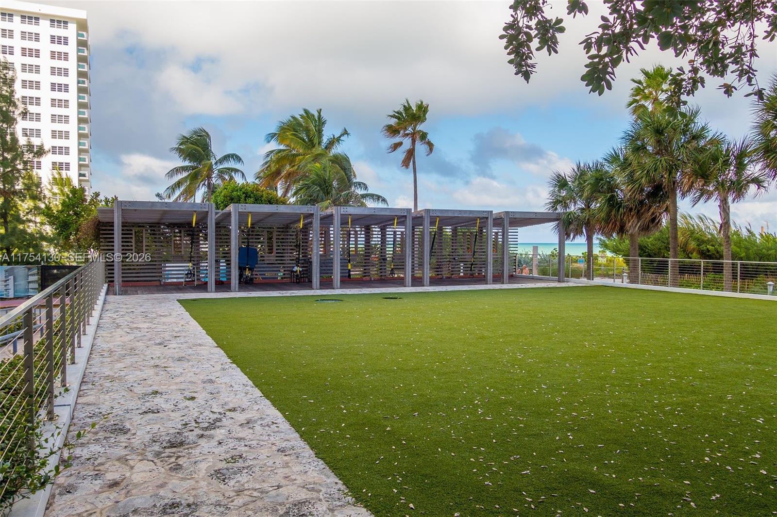 6801 Collins Ave #1403/Door 0/1414, Miami Beach FL 33141