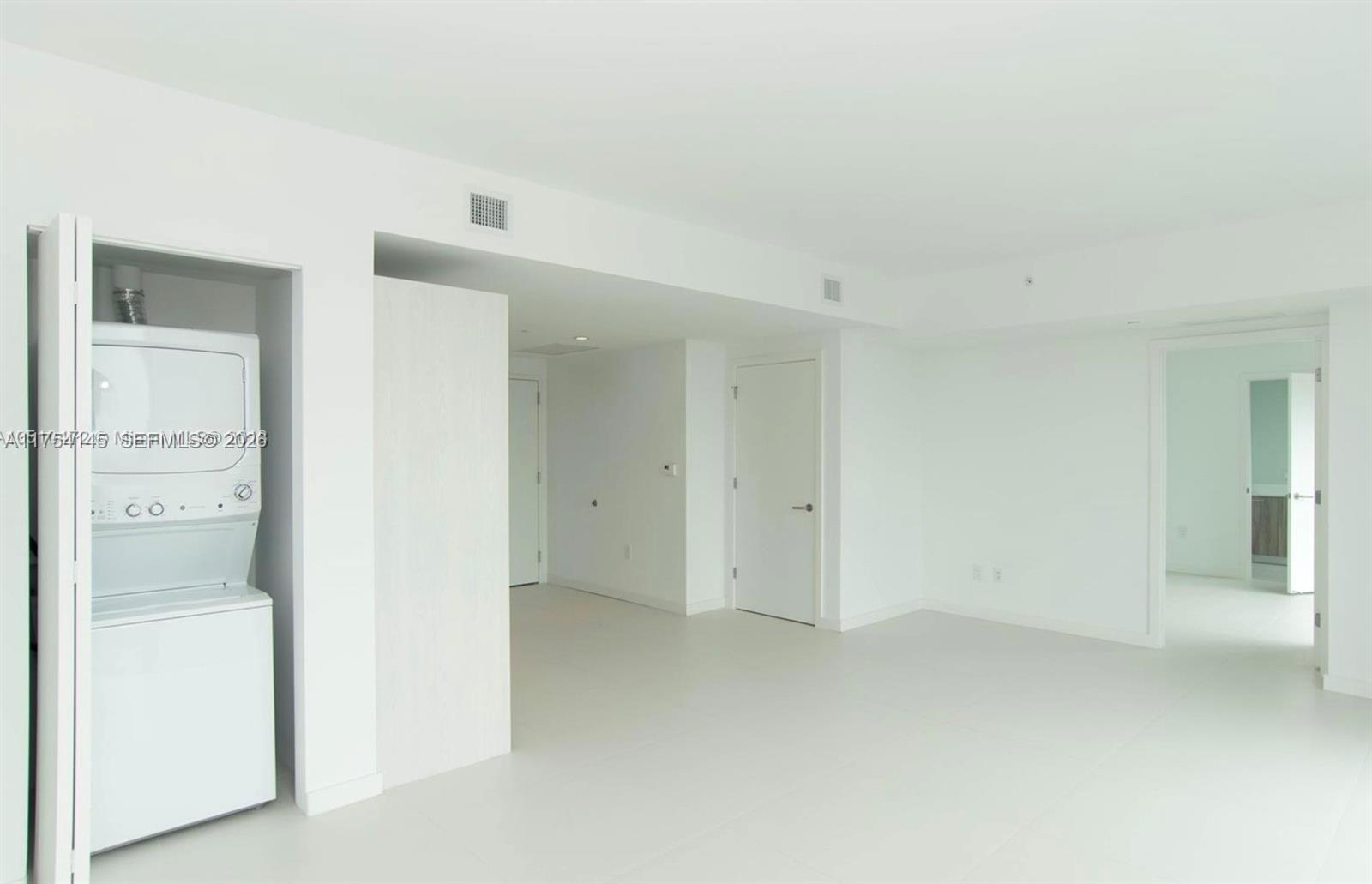 501 NE 31st St #2009, Miami FL 33137