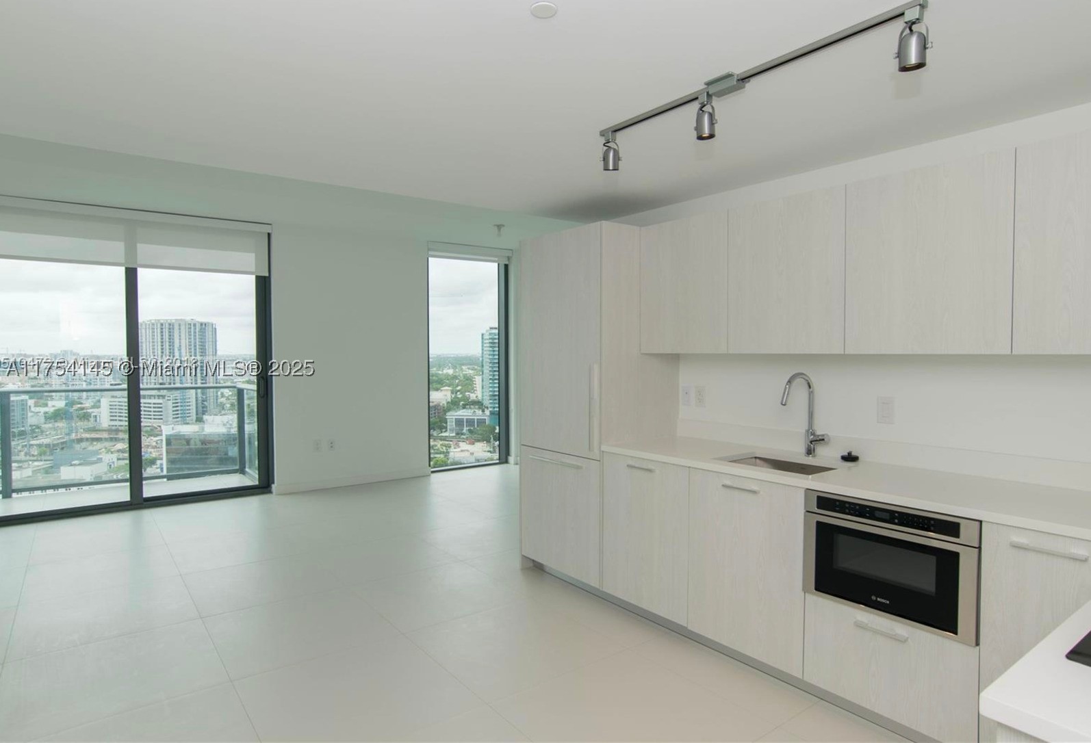 501 NE 31st St #2009, Miami FL 33137
