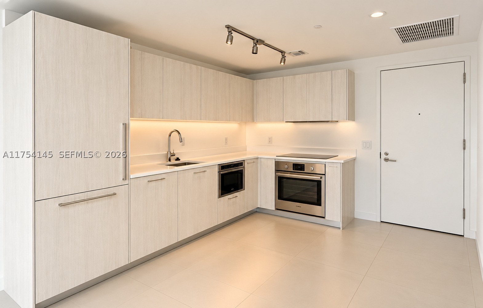 501 NE 31st St #2009, Miami FL 33137