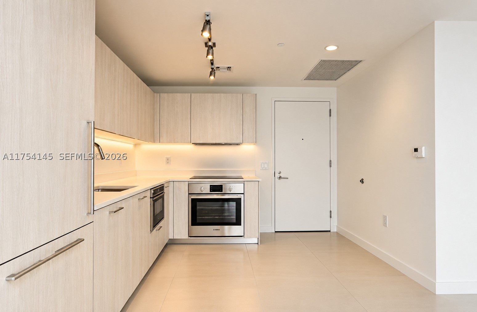 501 NE 31st St #2009, Miami FL 33137