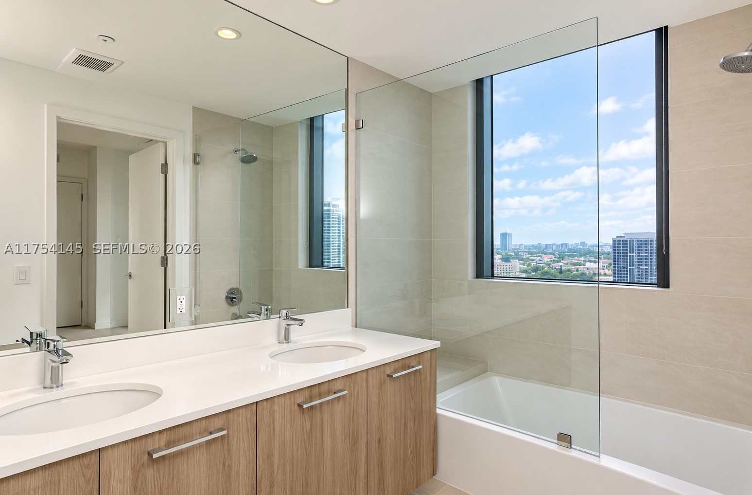 501 NE 31st St #2009, Miami FL 33137