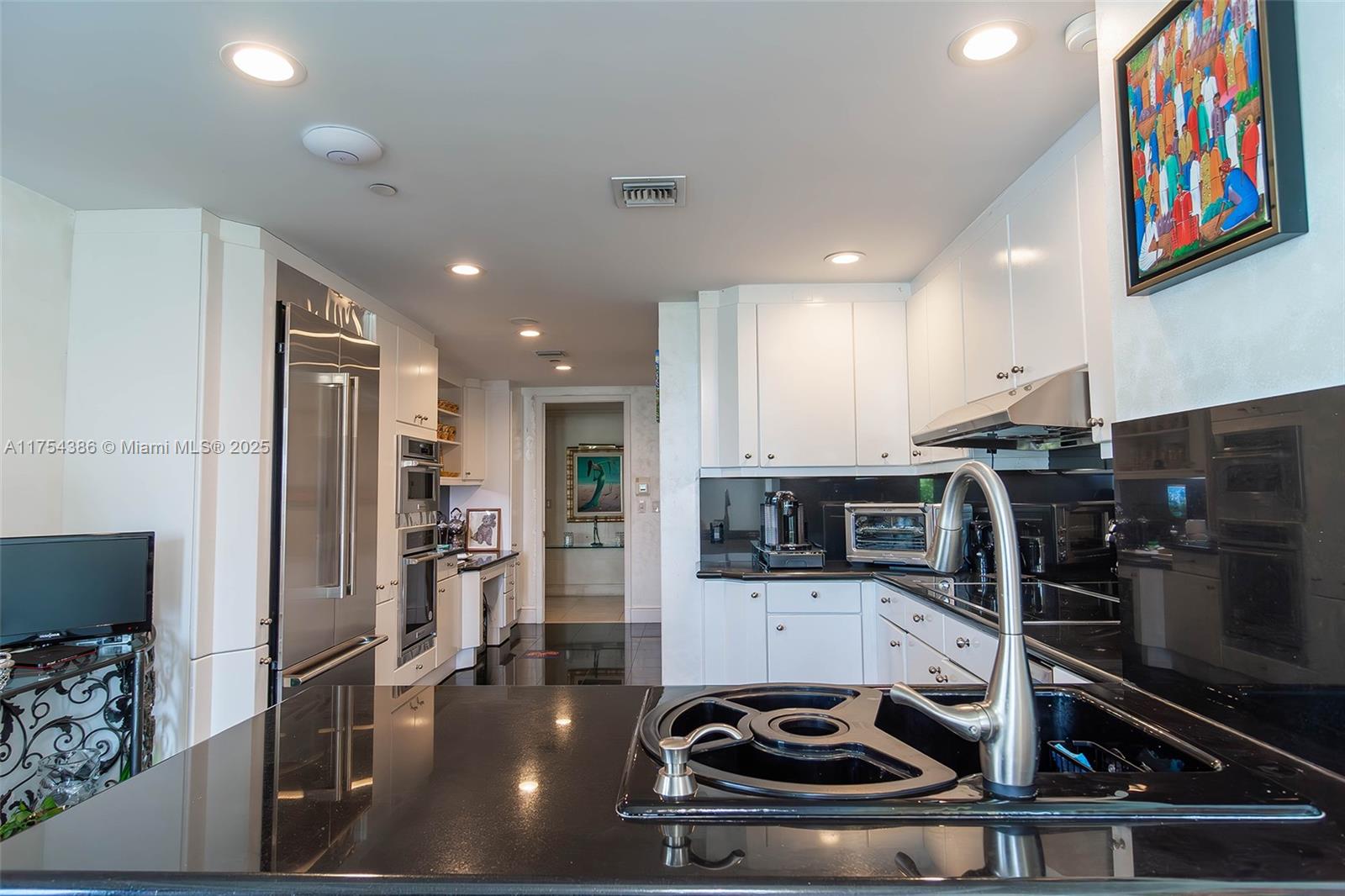 7241 Fisher Island Dr #7241, Miami Beach FL 33109