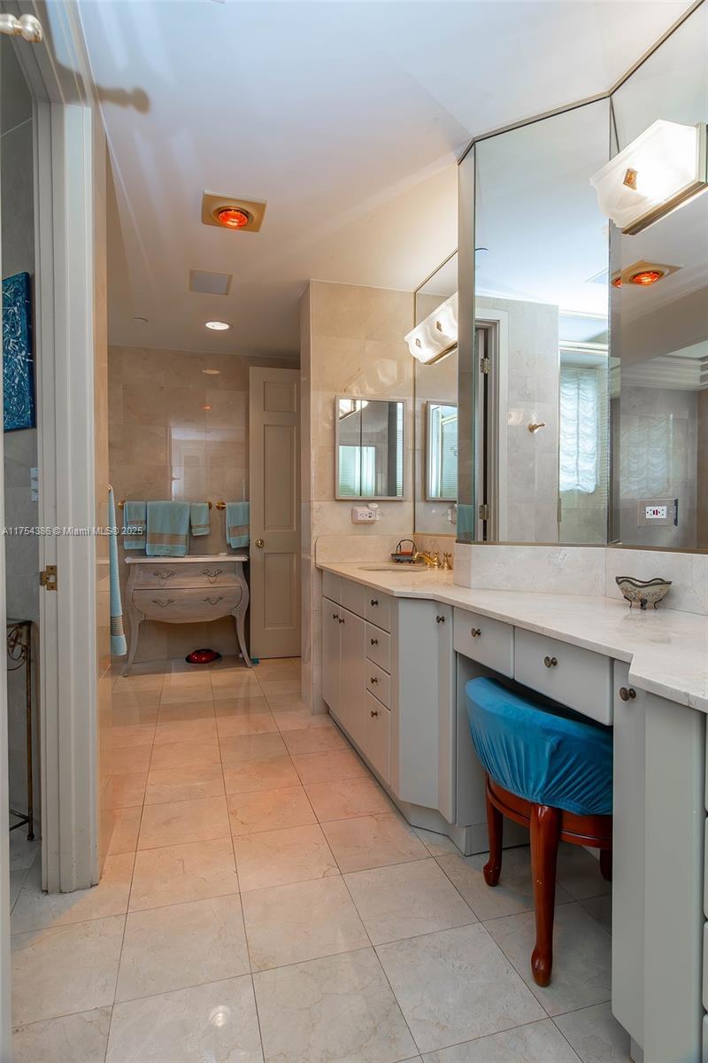 7241 Fisher Island Dr #7241, Miami Beach FL 33109