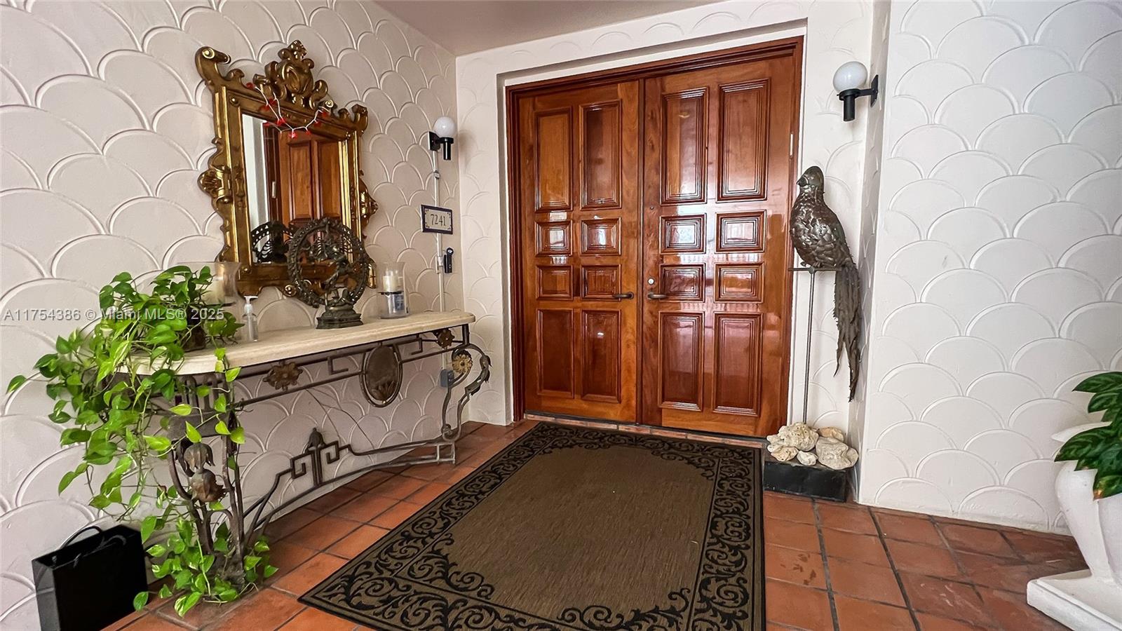 7241 Fisher Island Dr #7241, Miami Beach FL 33109