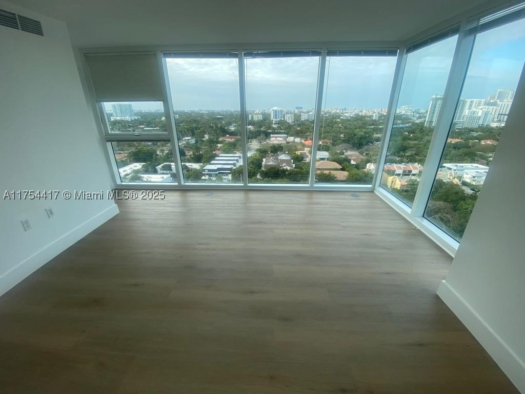2101 Brickell Ave #1401, Miami FL 33129