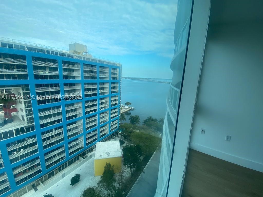 2101 Brickell Ave #1401, Miami FL 33129