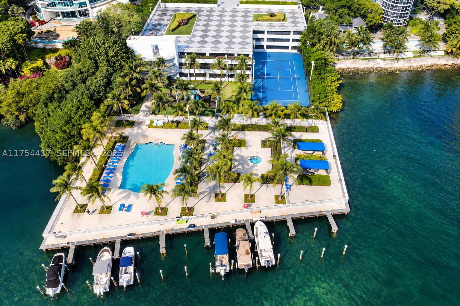 2101 Brickell Ave #1401, Miami FL 33129