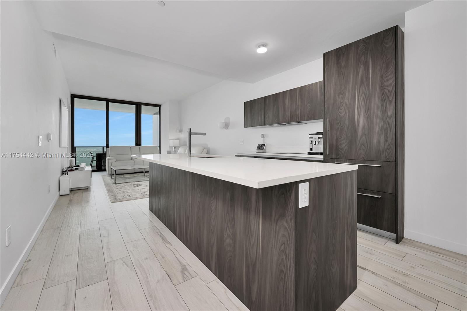 480 NE 31st St #4805, Miami FL 33137
