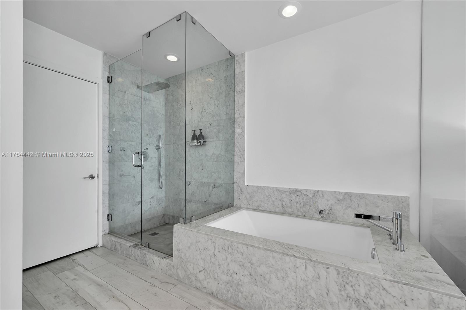 480 NE 31st St #4805, Miami FL 33137