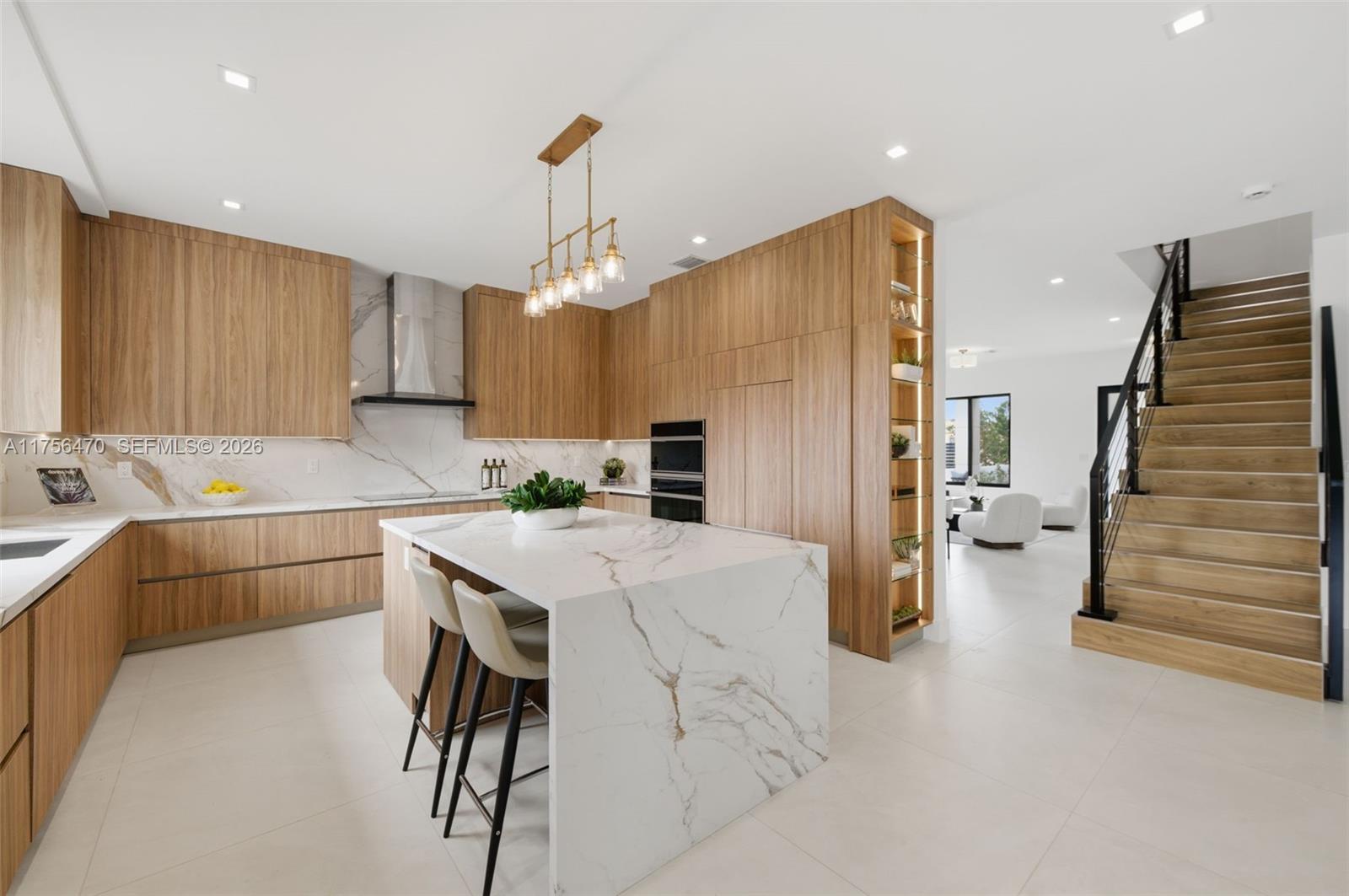 2725 SW 65th Ave, Miami FL 33155