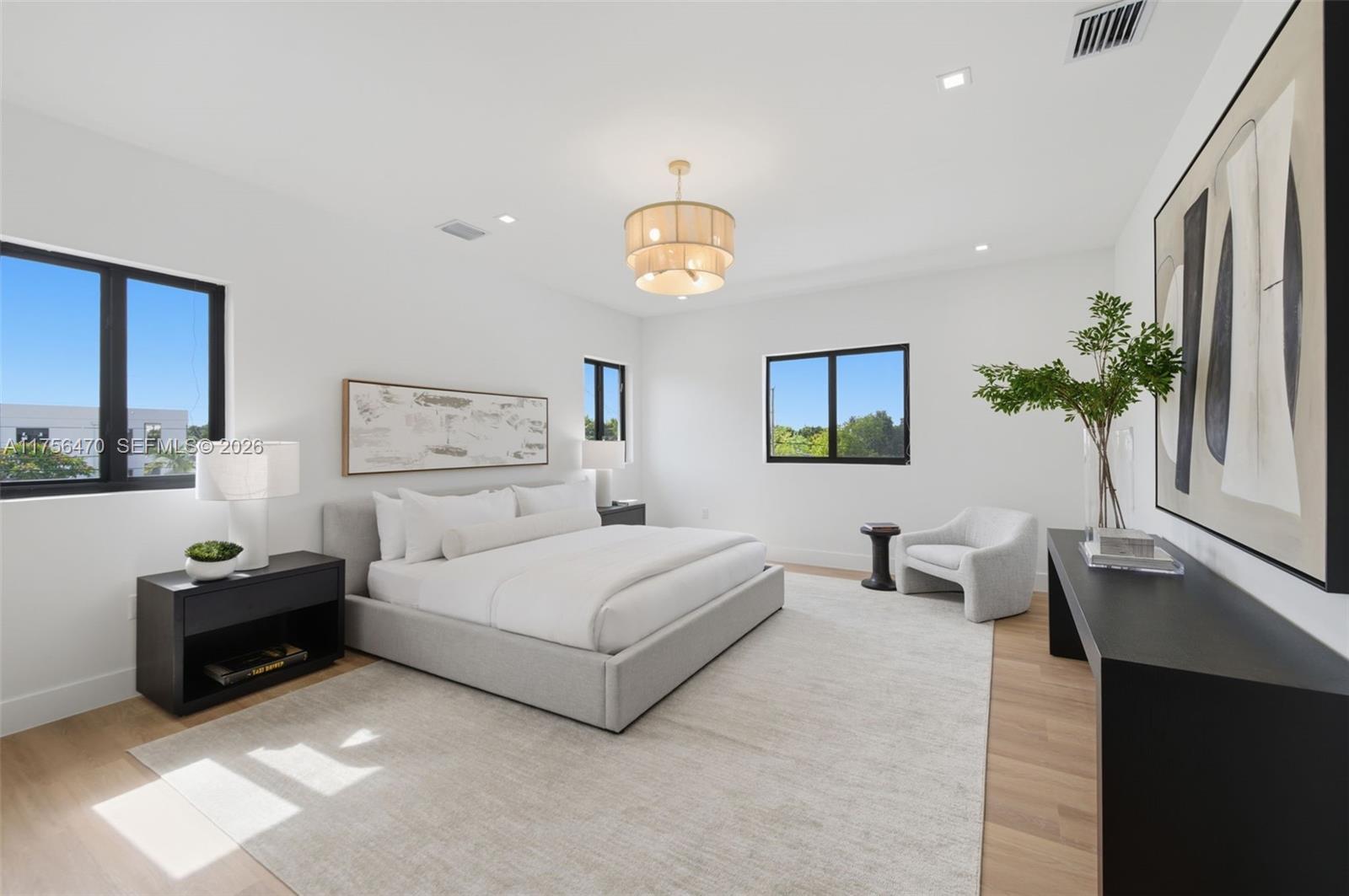 2725 SW 65th Ave, Miami FL 33155