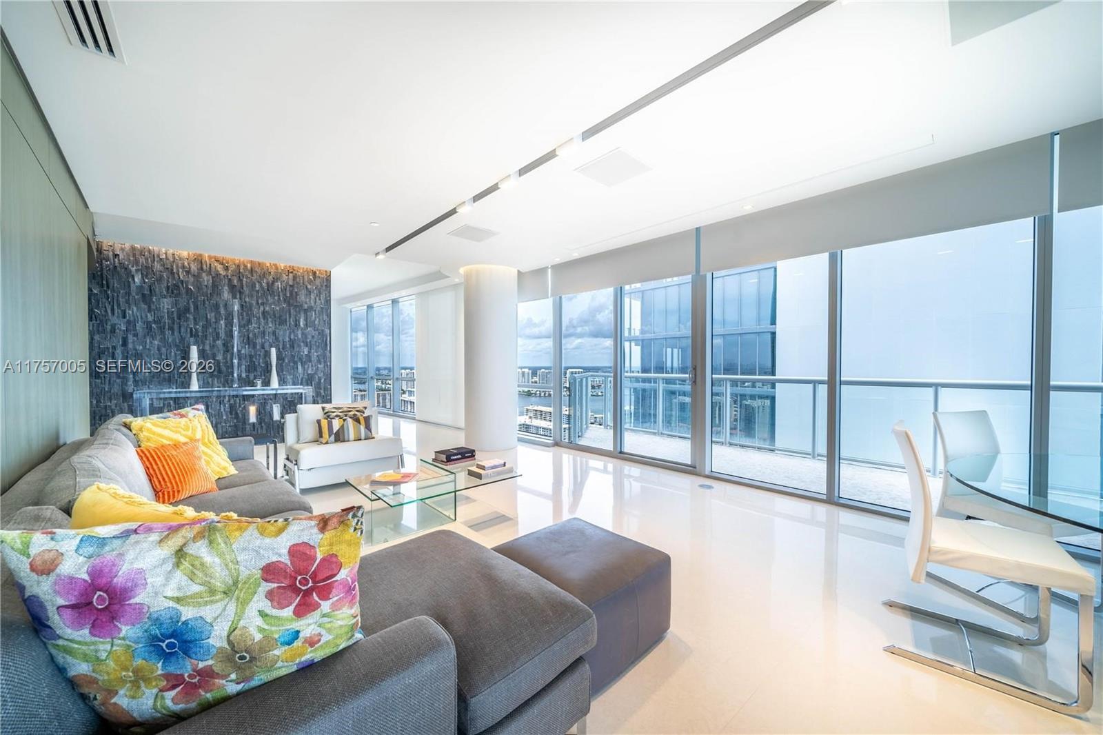 17121 Collins Ave #4208, Sunny Isles Beach FL 33160