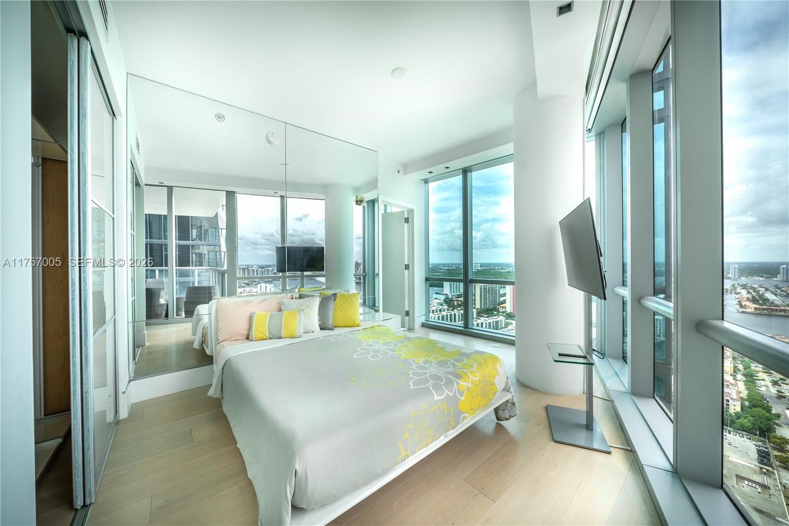 17121 Collins Ave #4208, Sunny Isles Beach FL 33160