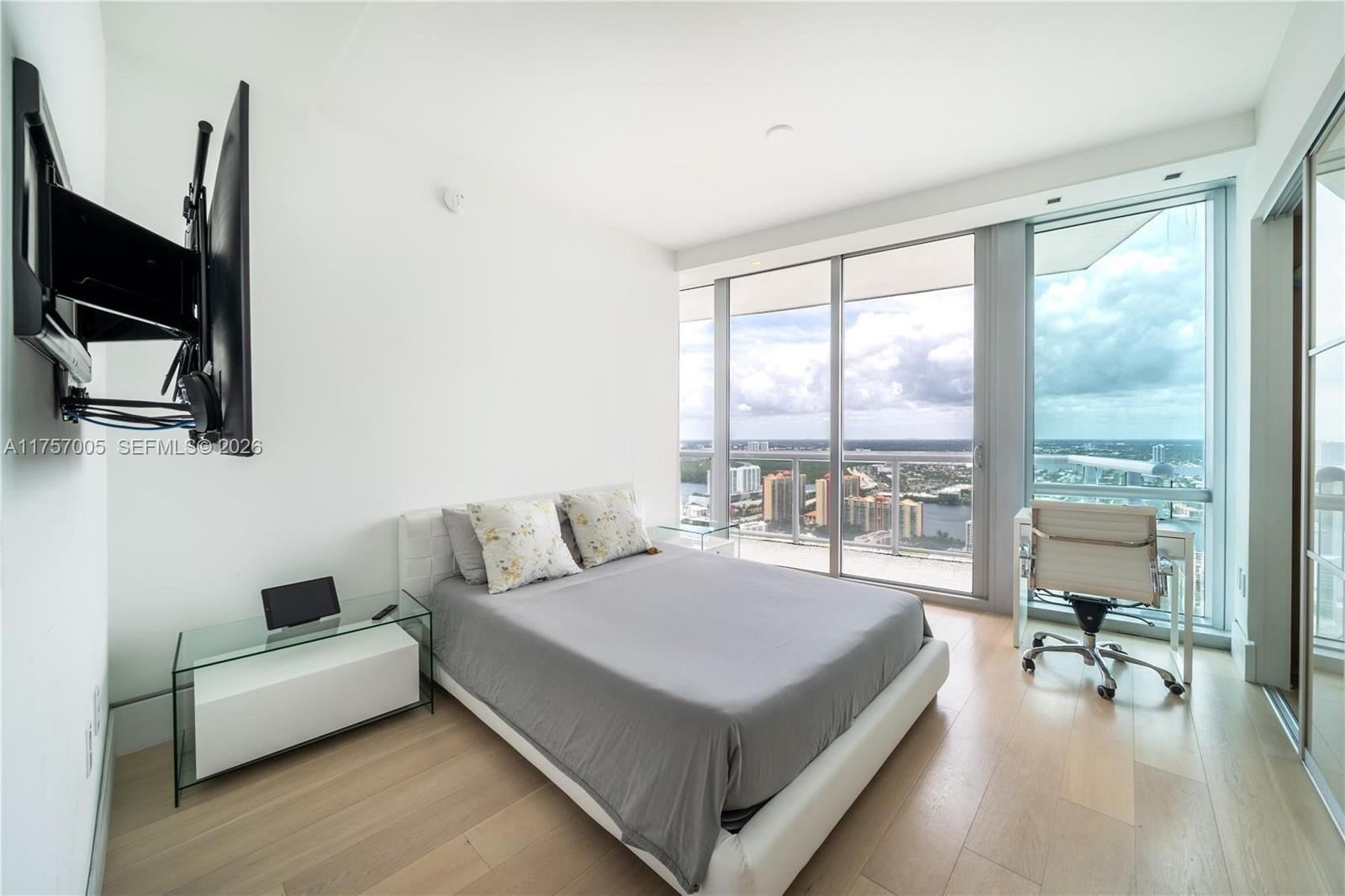 17121 Collins Ave #4208, Sunny Isles Beach FL 33160