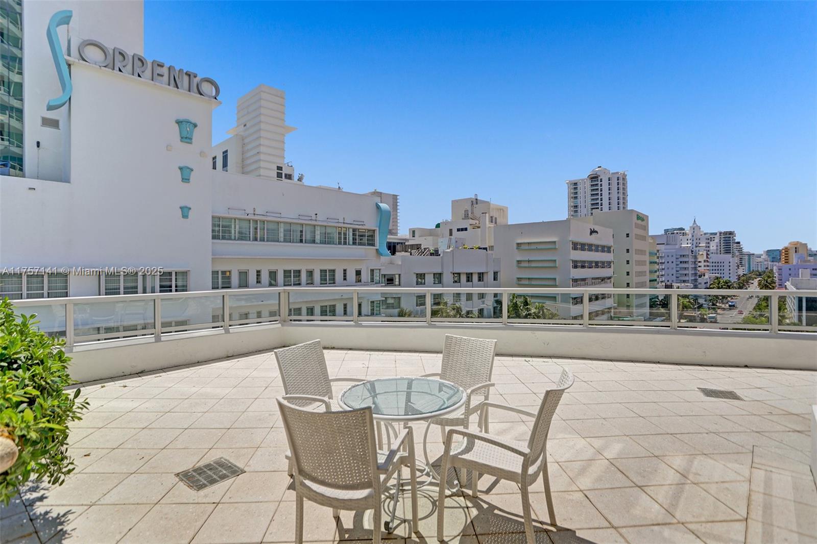 4401 Collins Ave #702/704, Miami Beach FL 33140