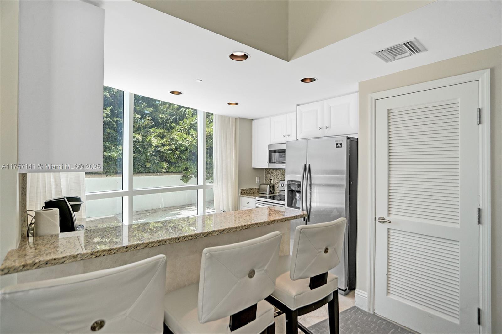 4401 Collins Ave #702/704, Miami Beach FL 33140