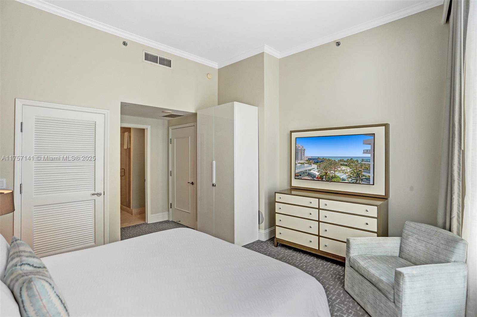 4401 Collins Ave #702/704, Miami Beach FL 33140