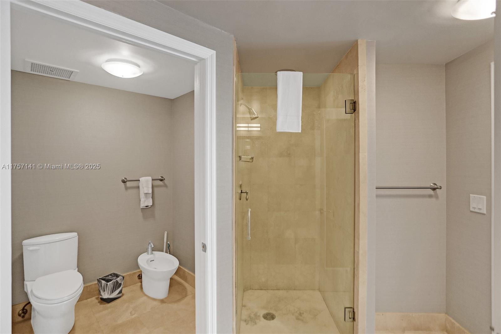 4401 Collins Ave #702/704, Miami Beach FL 33140