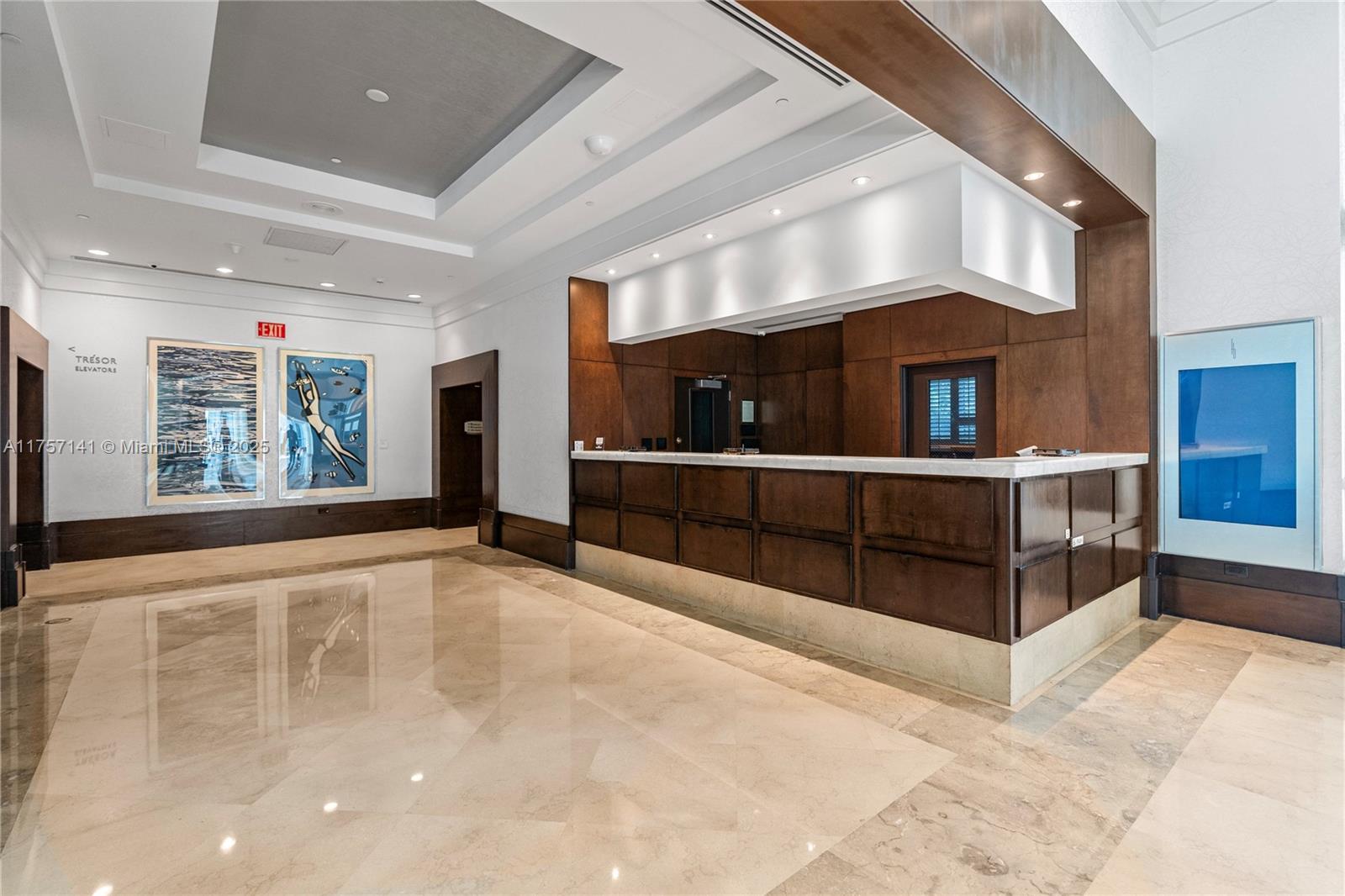 4401 Collins Ave #702/704, Miami Beach FL 33140