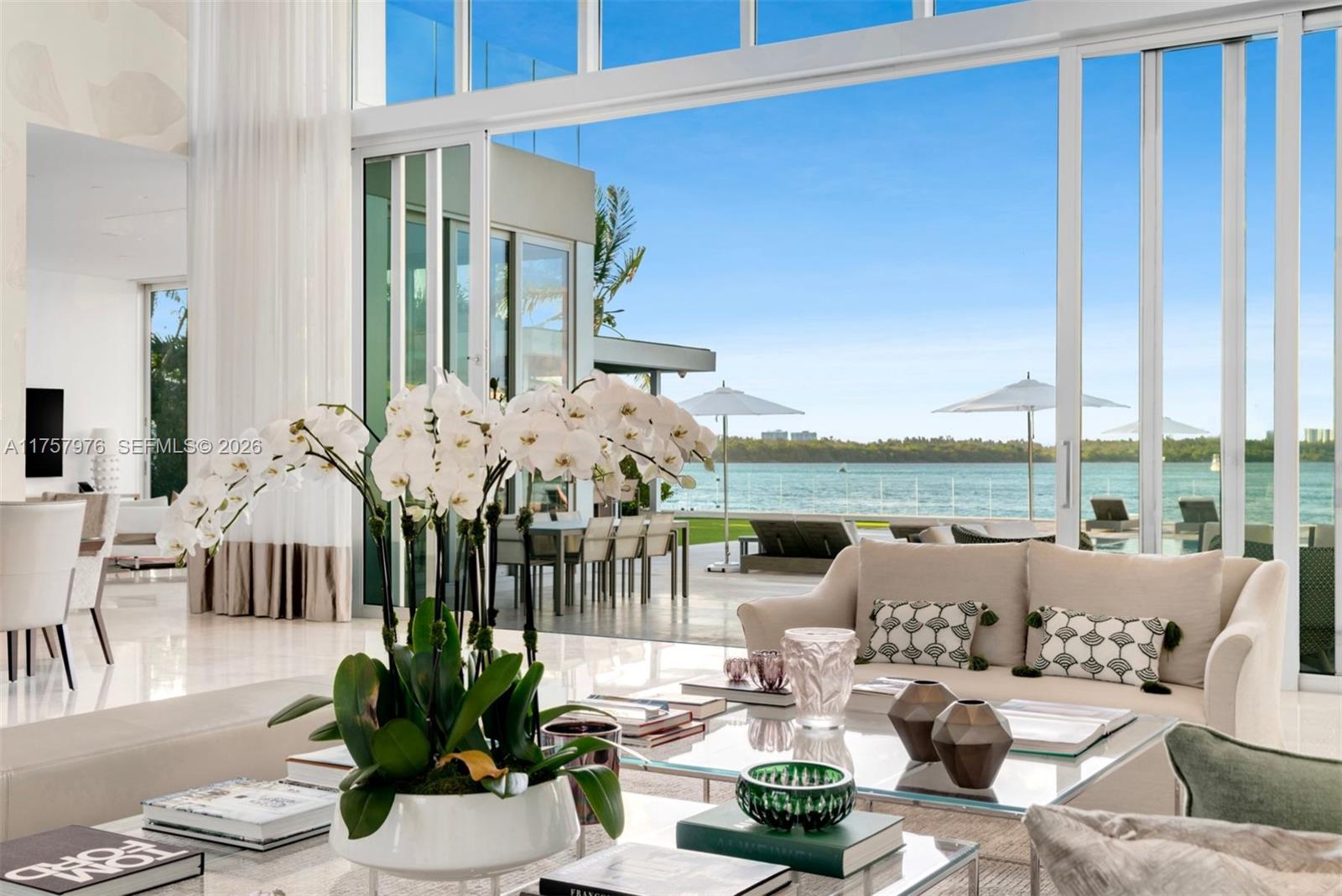 284 Bal Bay Dr, Bal Harbour FL 33154
