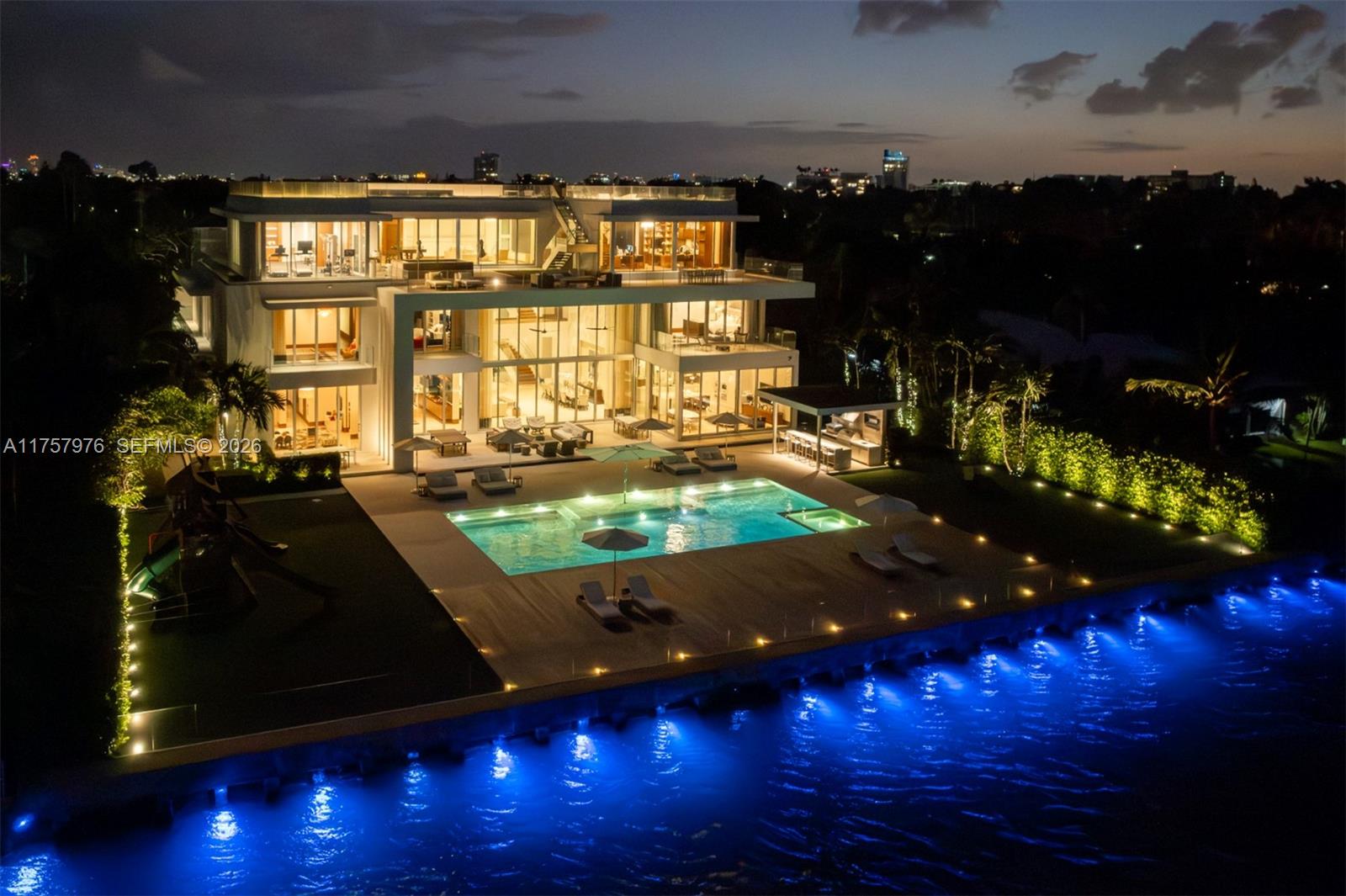 284 Bal Bay Dr, Bal Harbour FL 33154