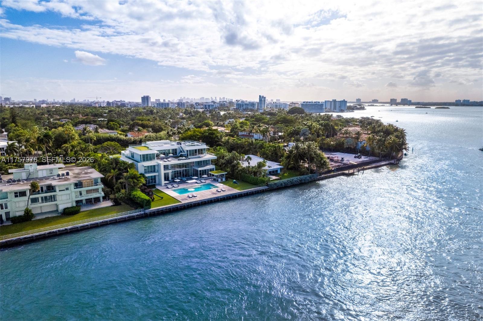 284 Bal Bay Dr, Bal Harbour FL 33154