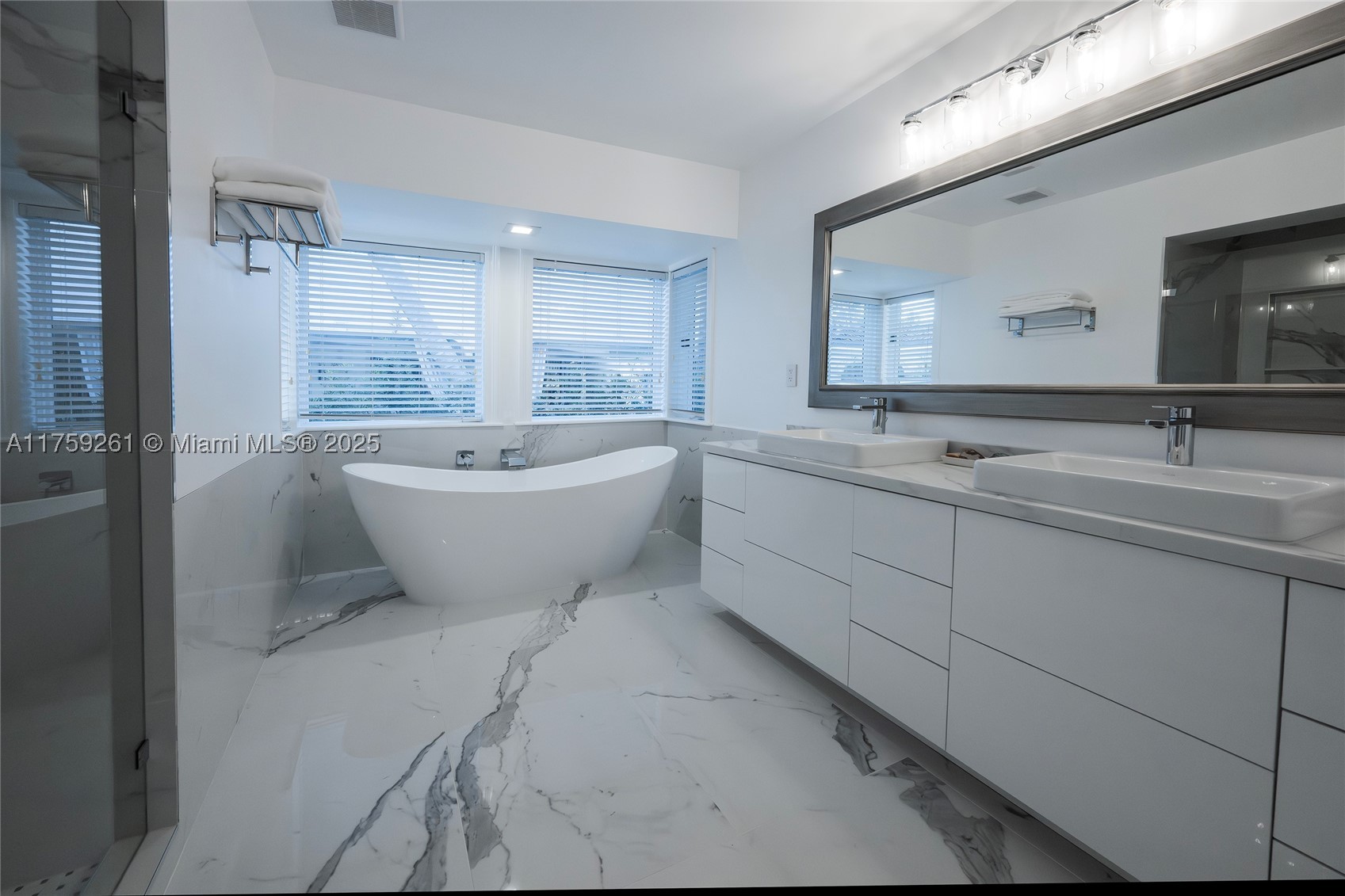 1117 Bella Vista Ave, Coral Gables FL 33156