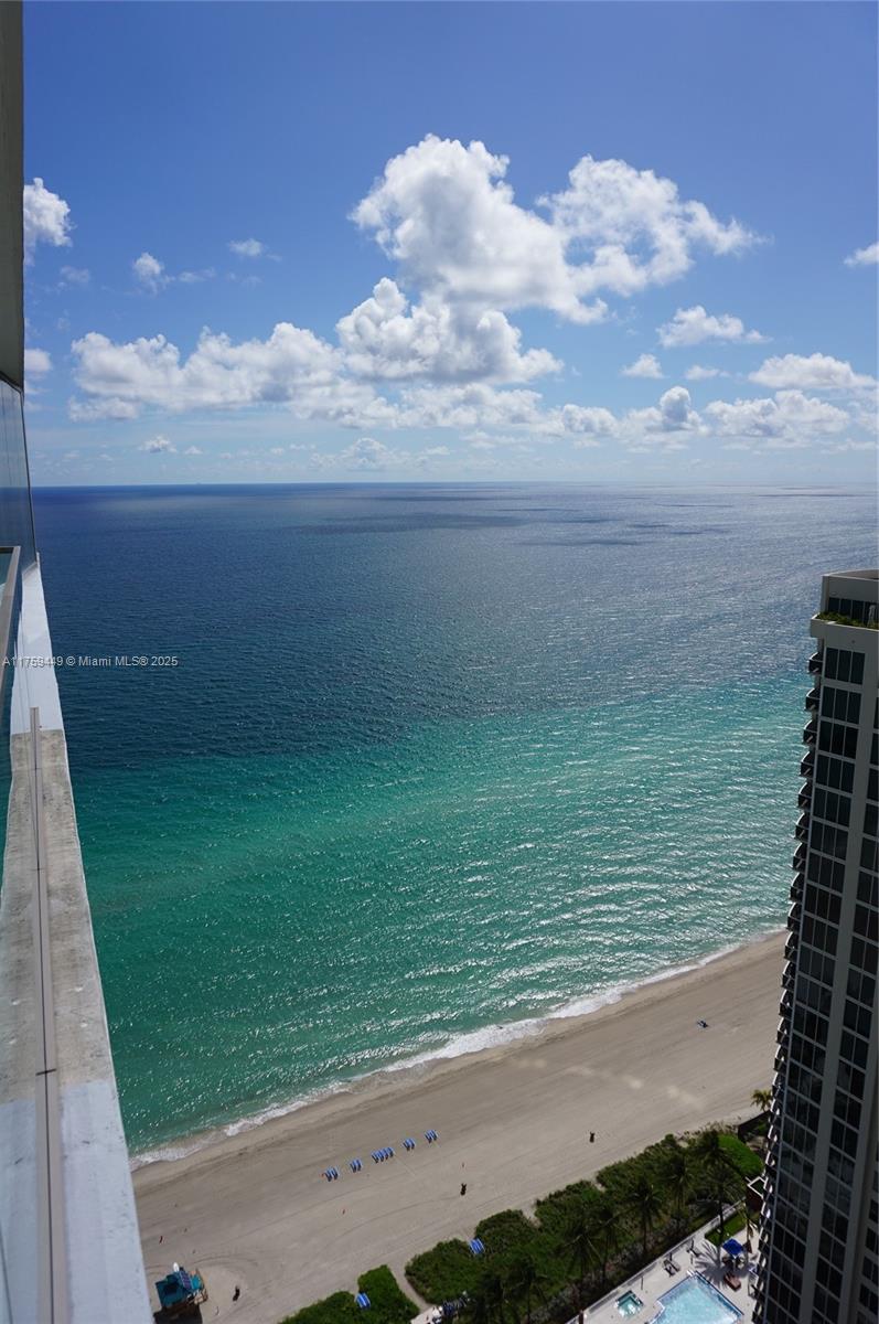 18975 SE Collins Ave #3405, Sunny Isles Beach FL 33160