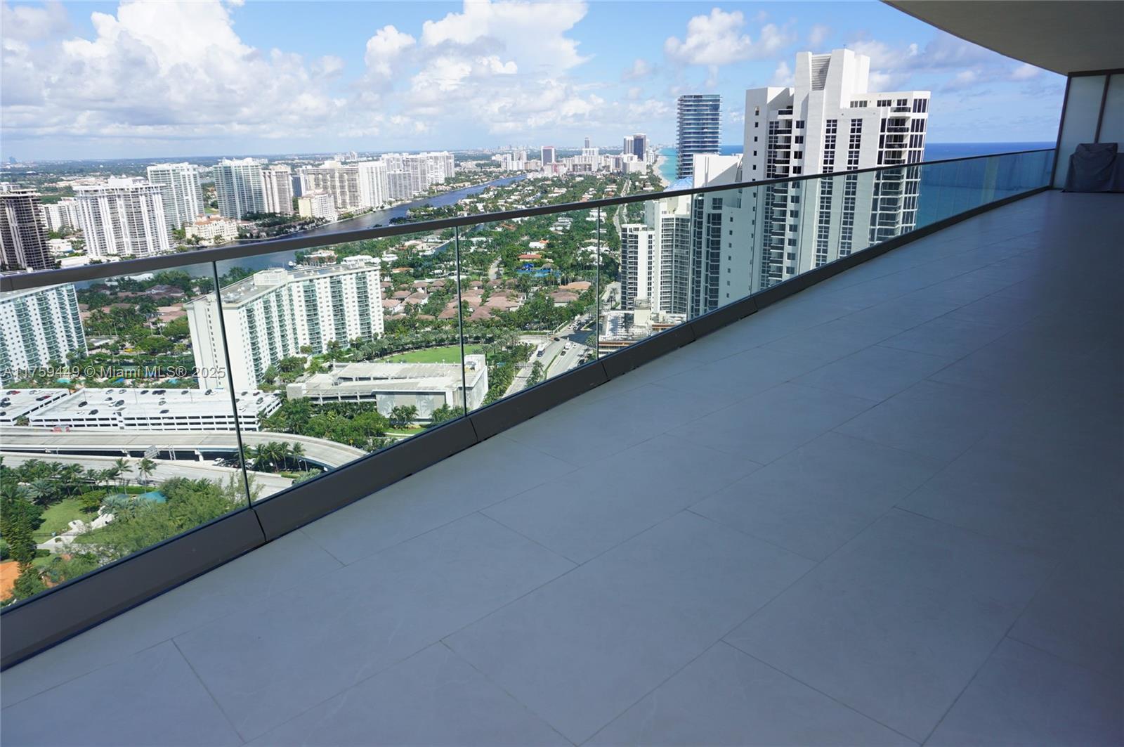 18975 SE Collins Ave #3405, Sunny Isles Beach FL 33160