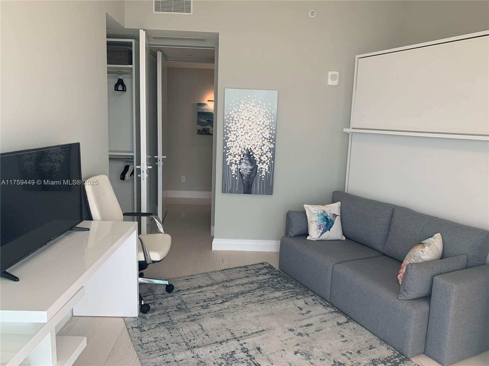 18975 SE Collins Ave #3405, Sunny Isles Beach FL 33160