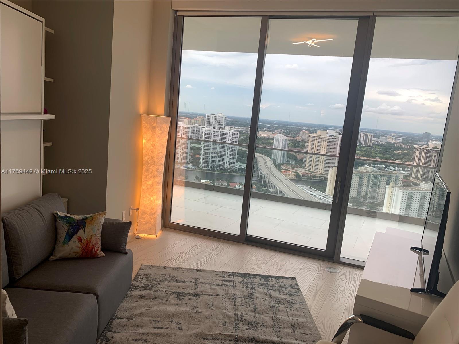 18975 SE Collins Ave #3405, Sunny Isles Beach FL 33160
