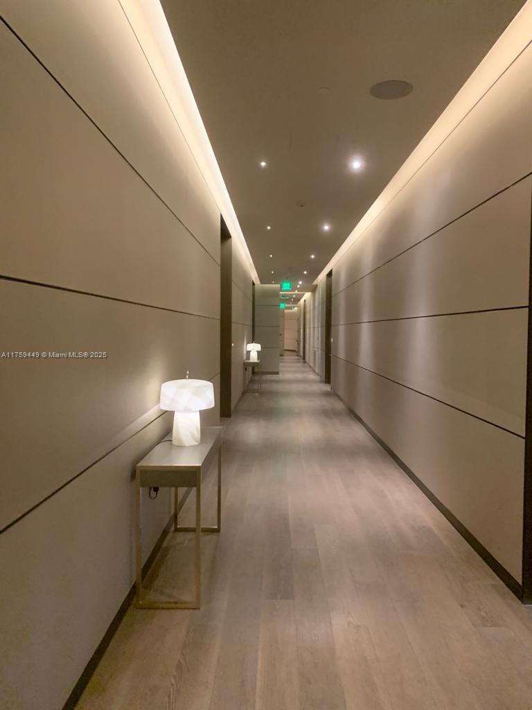 18975 SE Collins Ave #3405, Sunny Isles Beach FL 33160