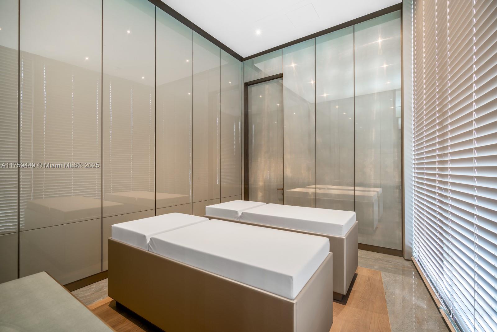 18975 SE Collins Ave #3405, Sunny Isles Beach FL 33160
