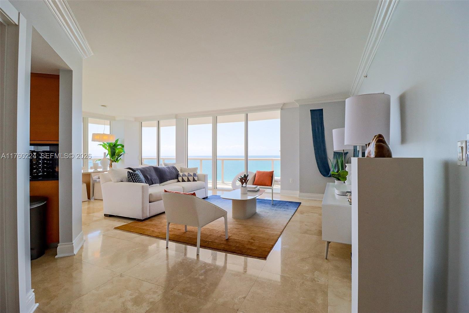 6365 Collins Ave #1903, Miami Beach FL 33141