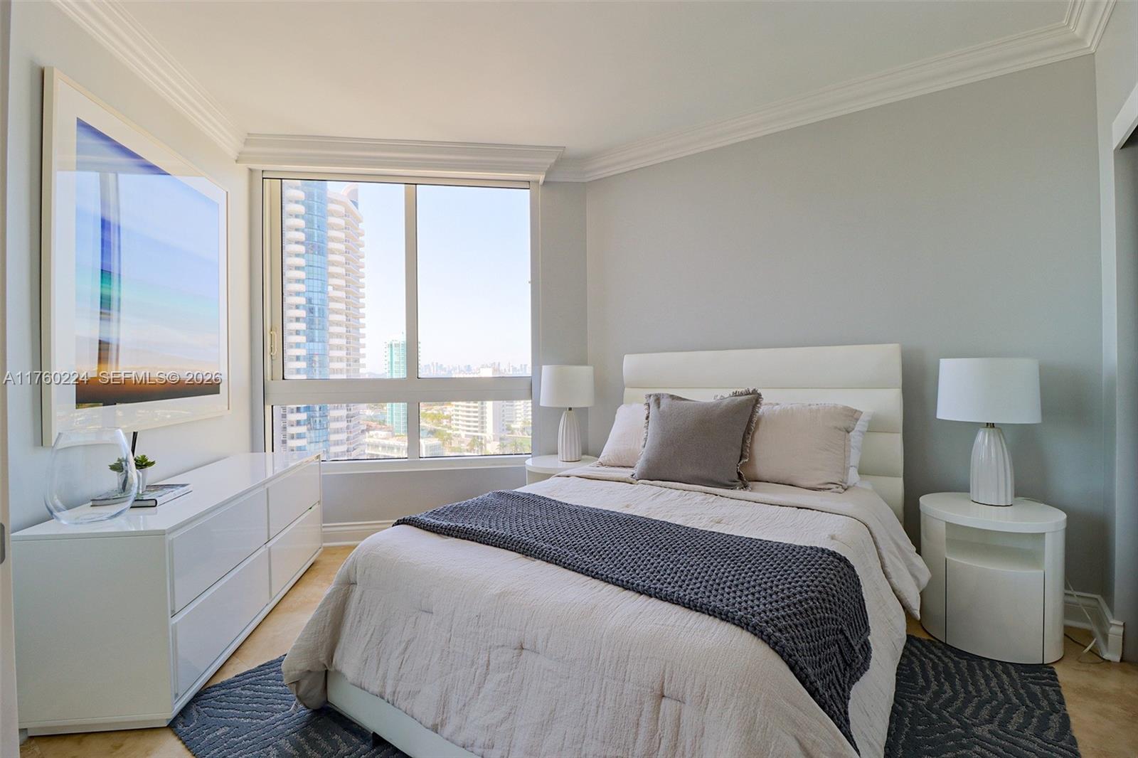 6365 Collins Ave #1903, Miami Beach FL 33141