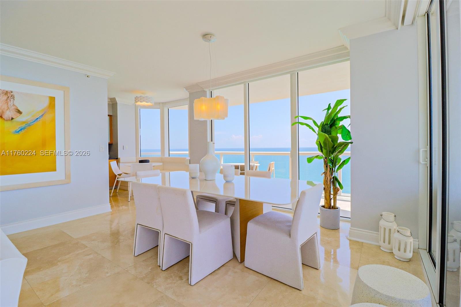6365 Collins Ave #1903, Miami Beach FL 33141