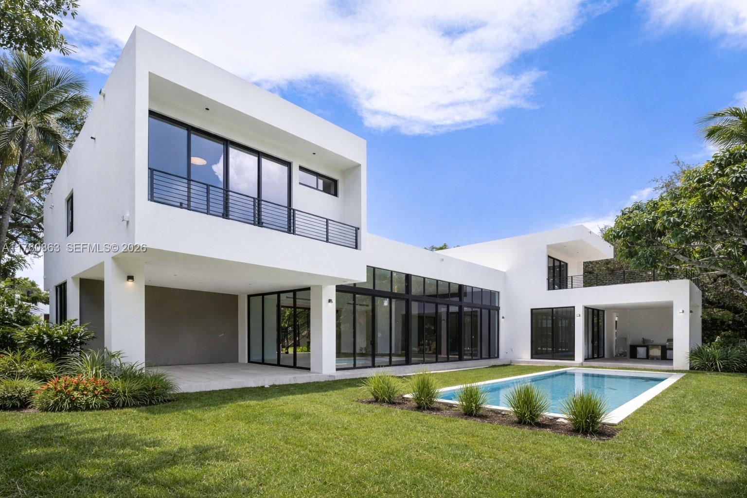 5921 SW 84th St, South Miami FL 33143