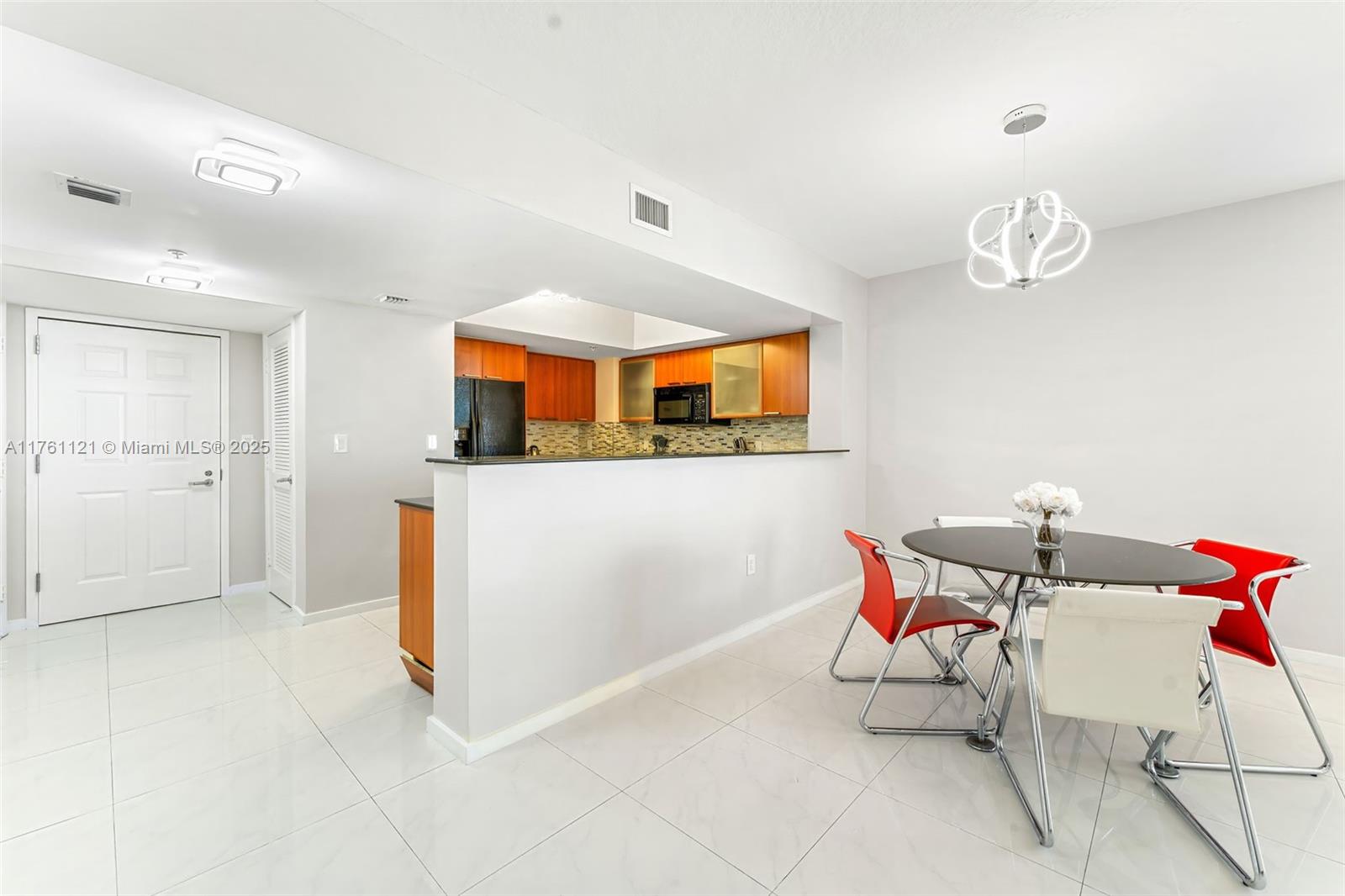 16699 Collins Ave #2810, Sunny Isles Beach FL 33160