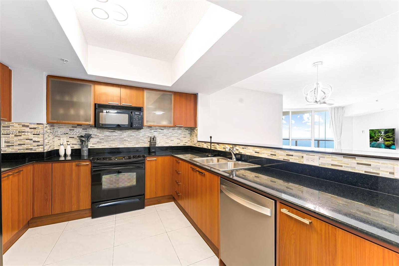 16699 Collins Ave #2810, Sunny Isles Beach FL 33160