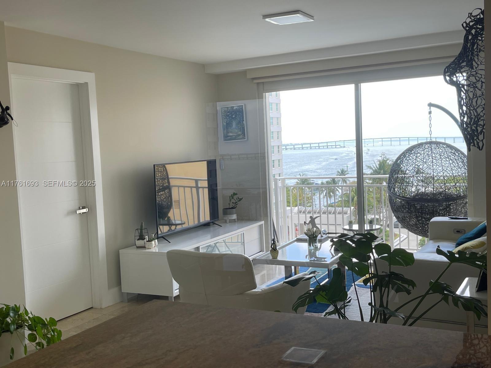 770 Claughton Island Dr #904, Miami FL 33131