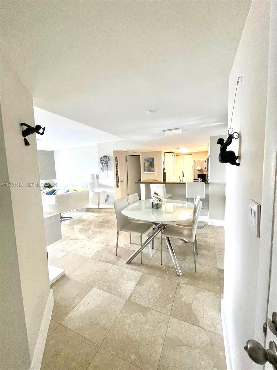 770 Claughton Island Dr #904, Miami FL 33131