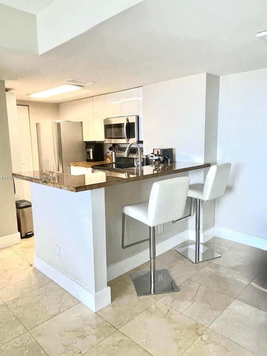 770 Claughton Island Dr #904, Miami FL 33131
