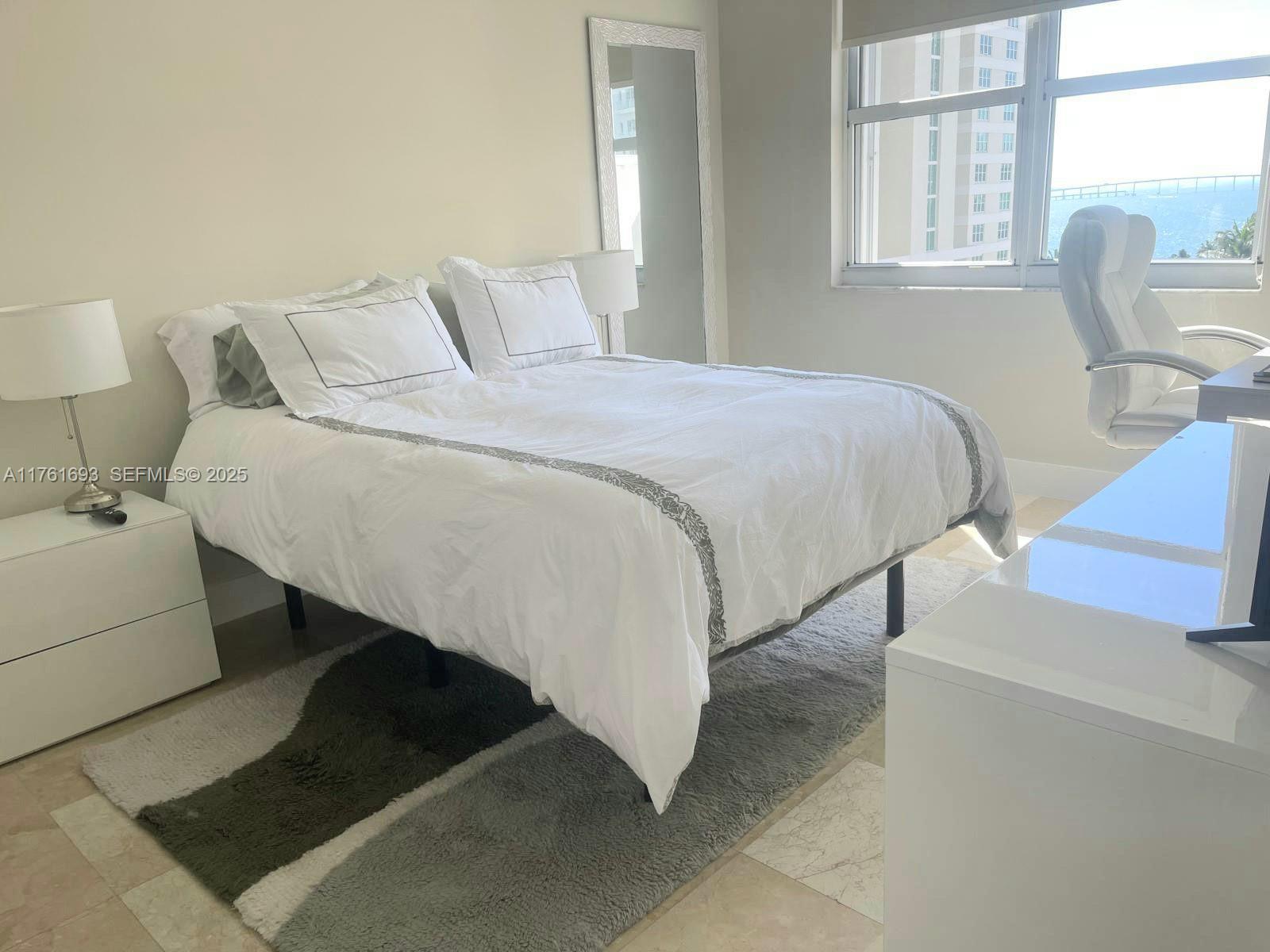 770 Claughton Island Dr #904, Miami FL 33131