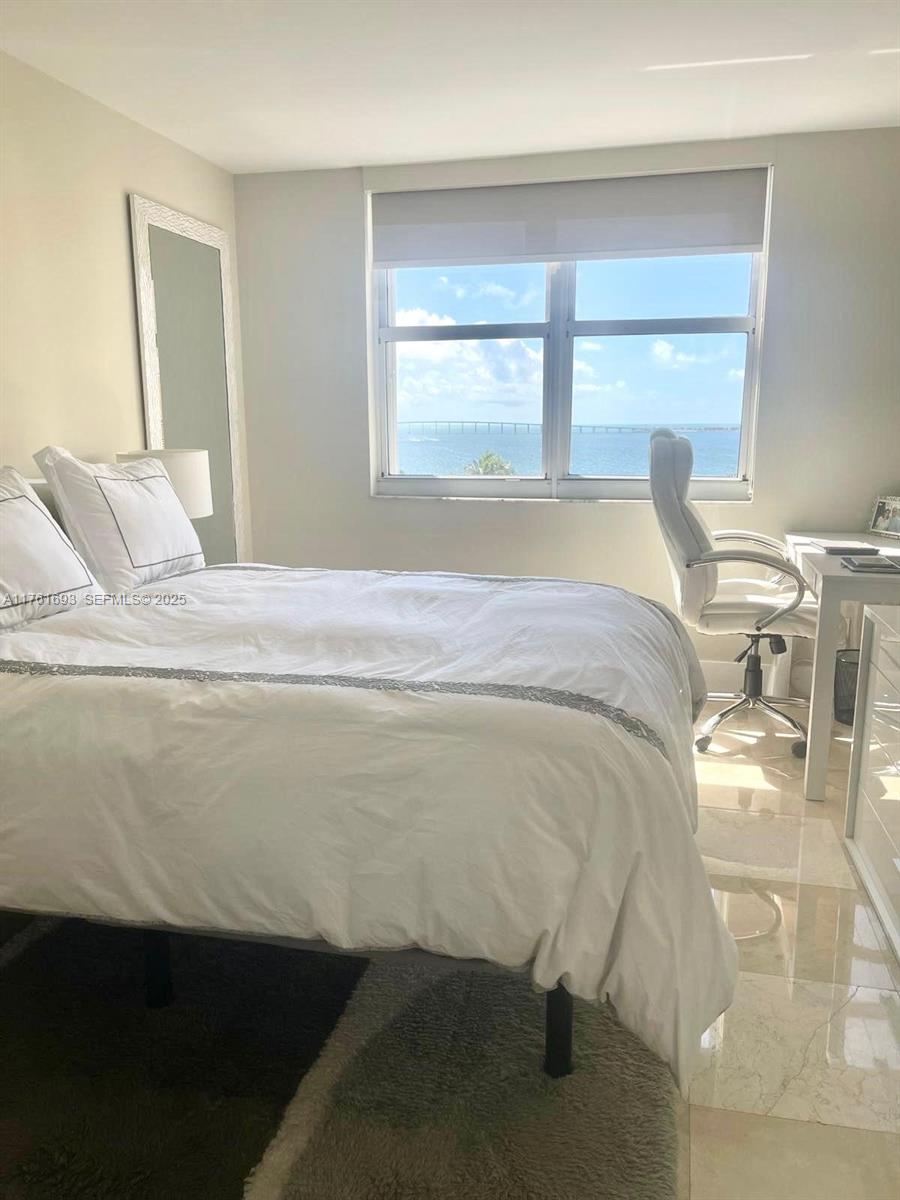 770 Claughton Island Dr #904, Miami FL 33131
