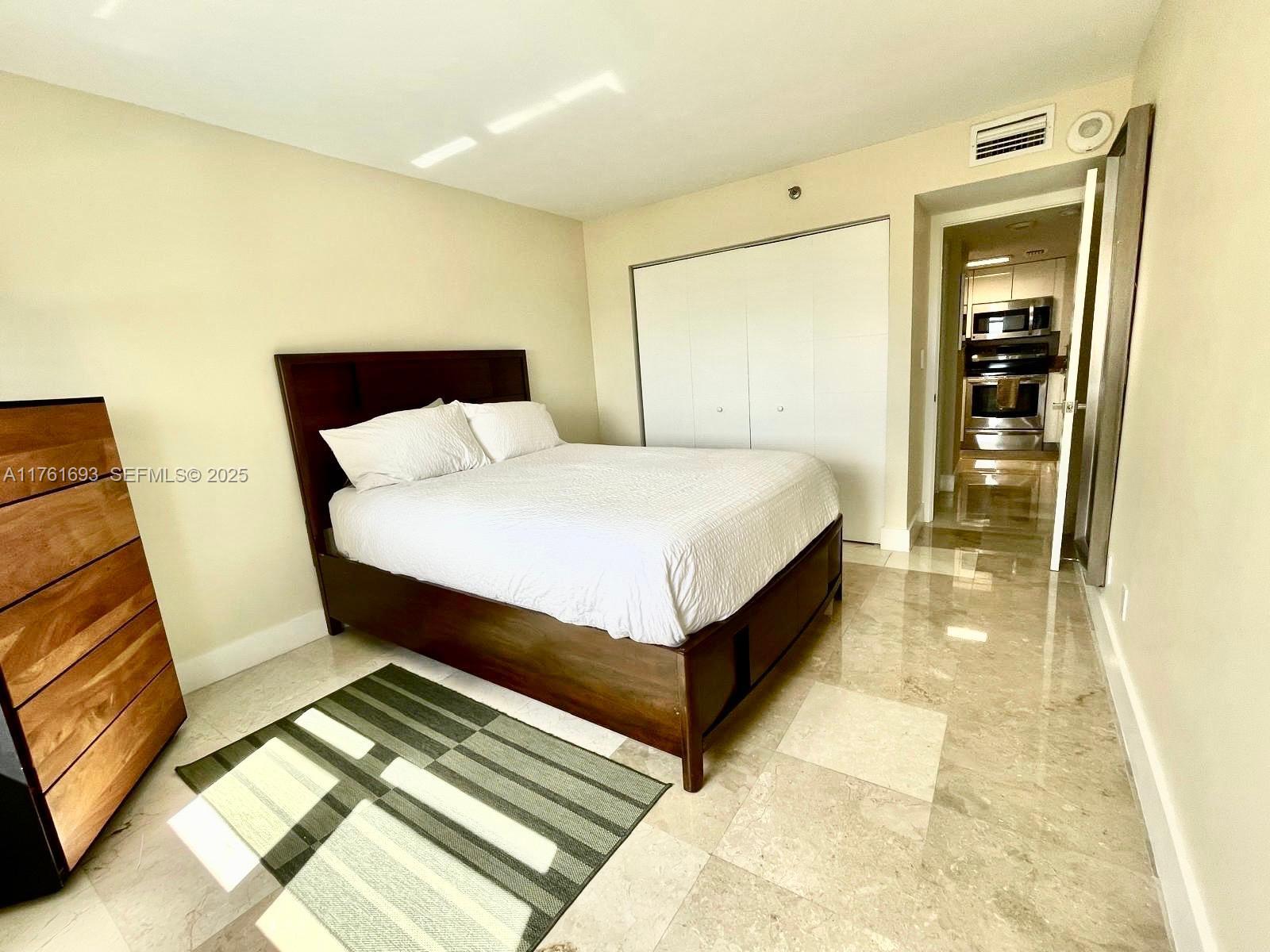770 Claughton Island Dr #904, Miami FL 33131