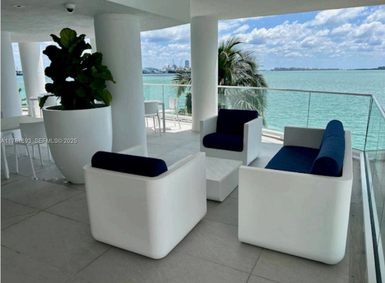 770 Claughton Island Dr #904, Miami FL 33131