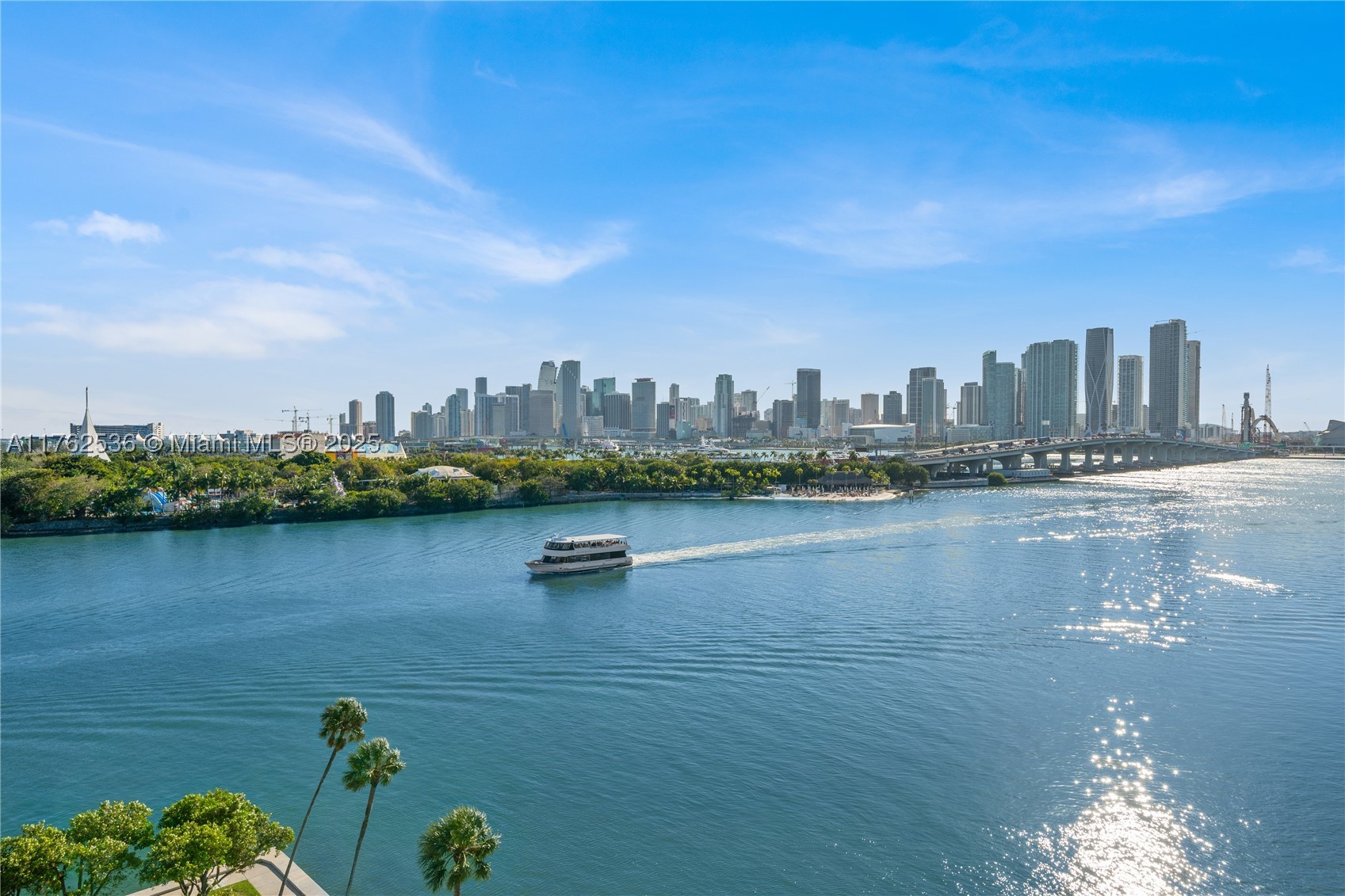 1000 Venetian Way #810, Miami FL 33139