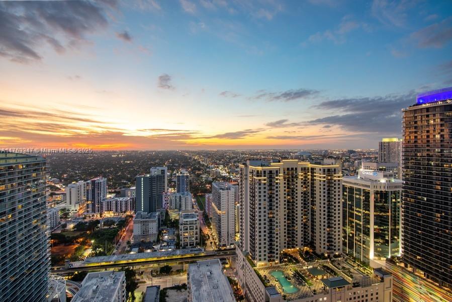 1000 Brickell Plz #4110, Miami FL 33131